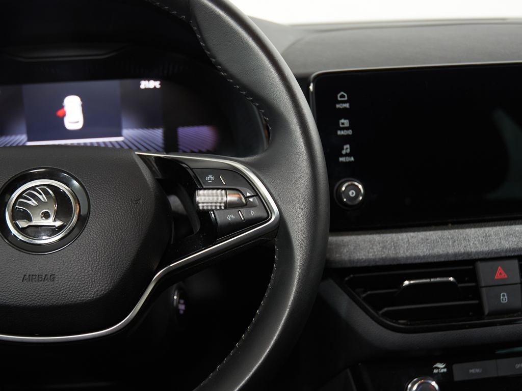 Skoda Kamiq 1.0 TSI Selection 85 kW (115 CV) - 10