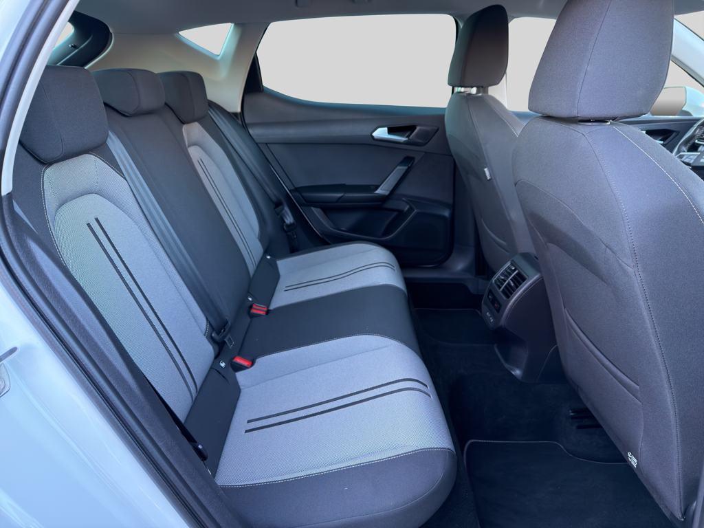 SEAT León 2.0 TDI S&S Style Go 85 kW (115 CV) - 5