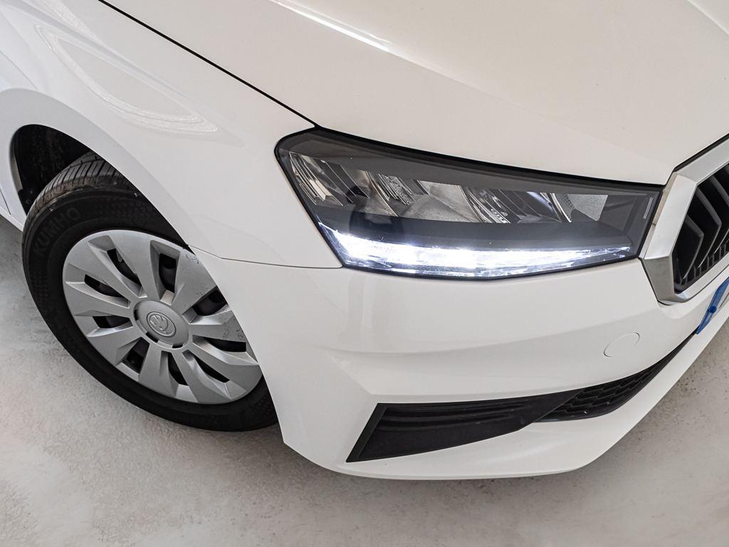 Skoda Fabia 1.0 TSI Active 70 kW (95 CV) - 9