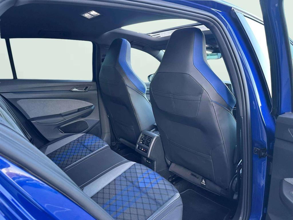 Volkswagen Golf R 2.0 TSI 4Motion 235 kW (320 CV) DSG - 17