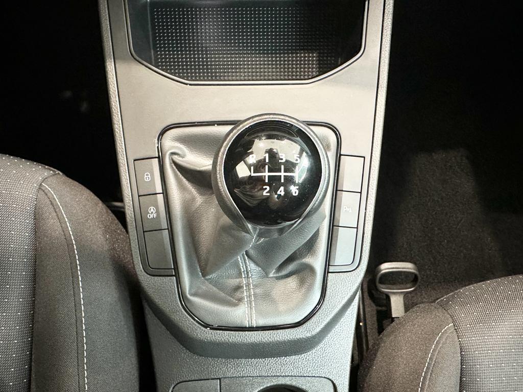 SEAT Ibiza 1.0 TSI S&S Style XM 70 kW (95 CV) - 11