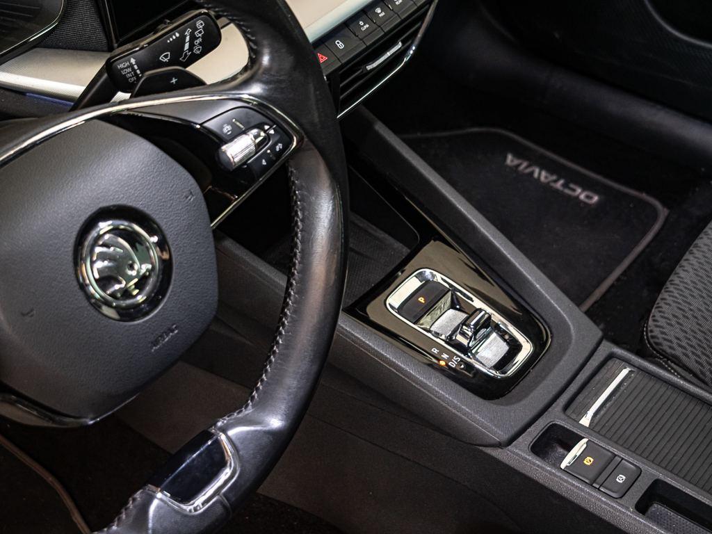 Skoda Octavia Combi 1.4 TSI PHEV Style DSG 150 kW (204 CV) - 11