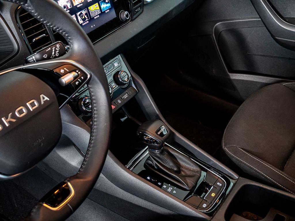 Skoda Karoq 1.5 TSI ACT Selection DSG 110 kW (150 CV) - 9
