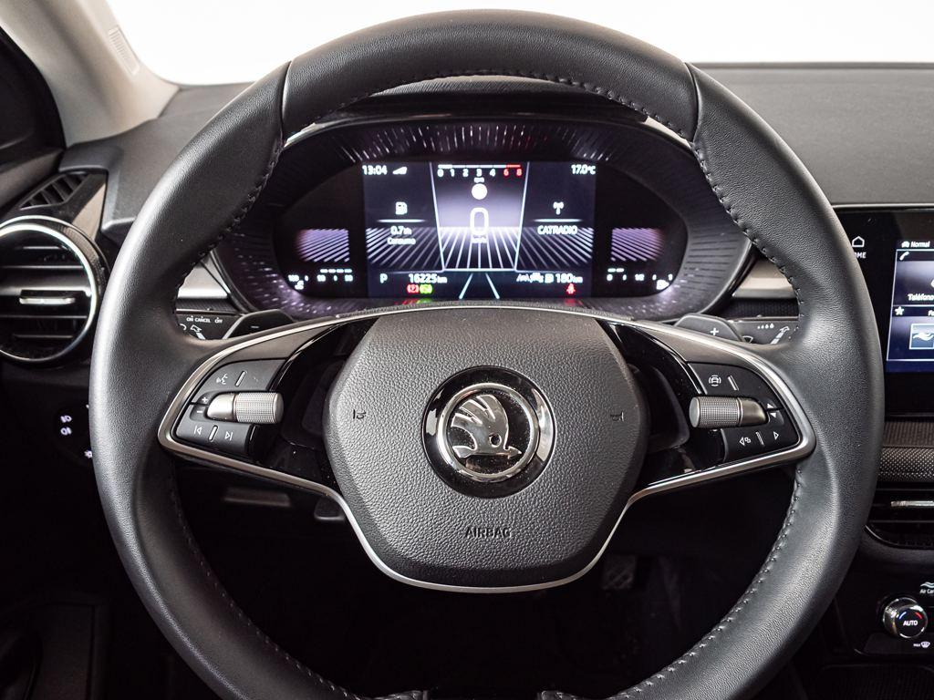 Skoda Fabia 1.0 TSI Selection DSG 85 kW (115 CV) - 11