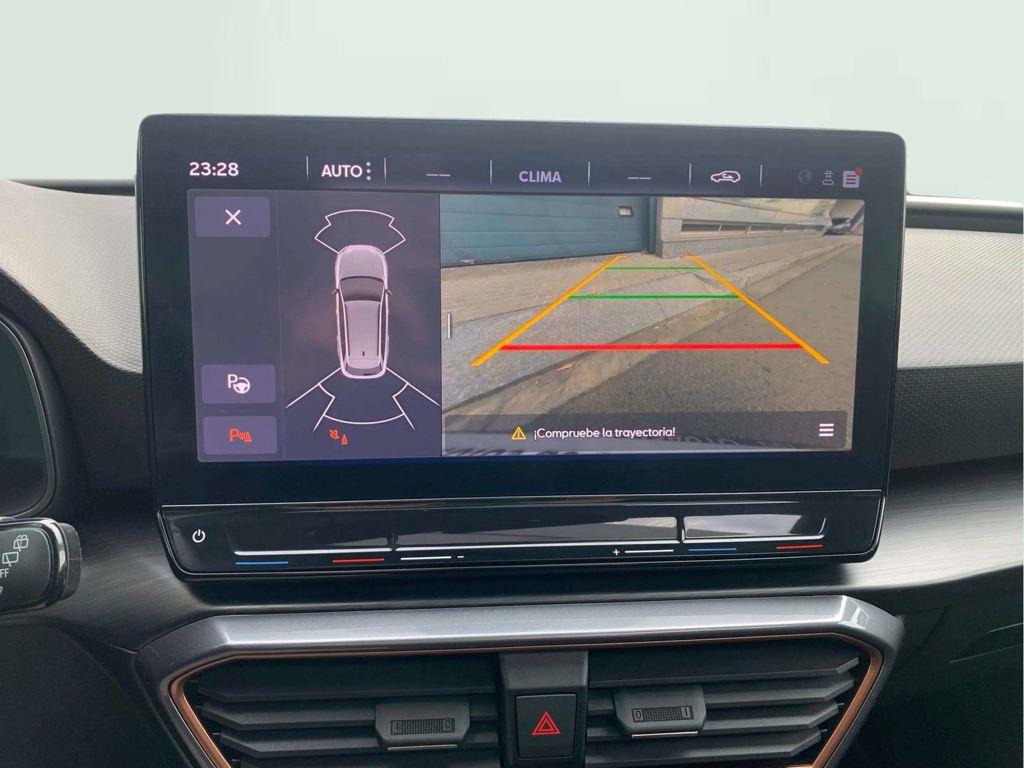 CUPRA Leon Sportstourer 1.5 eTSI DSG 110 kW (150 CV) - 12