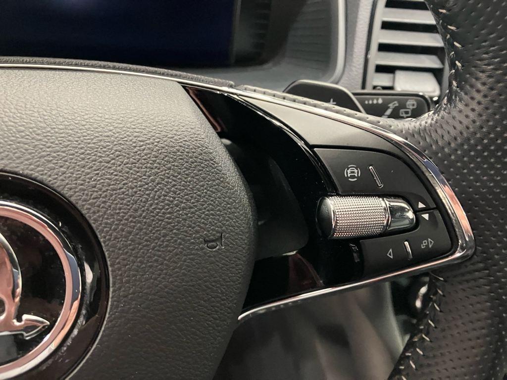 Skoda Karoq 1.5 TSI ACT Sportline DSG 110 kW (150 CV) - 9