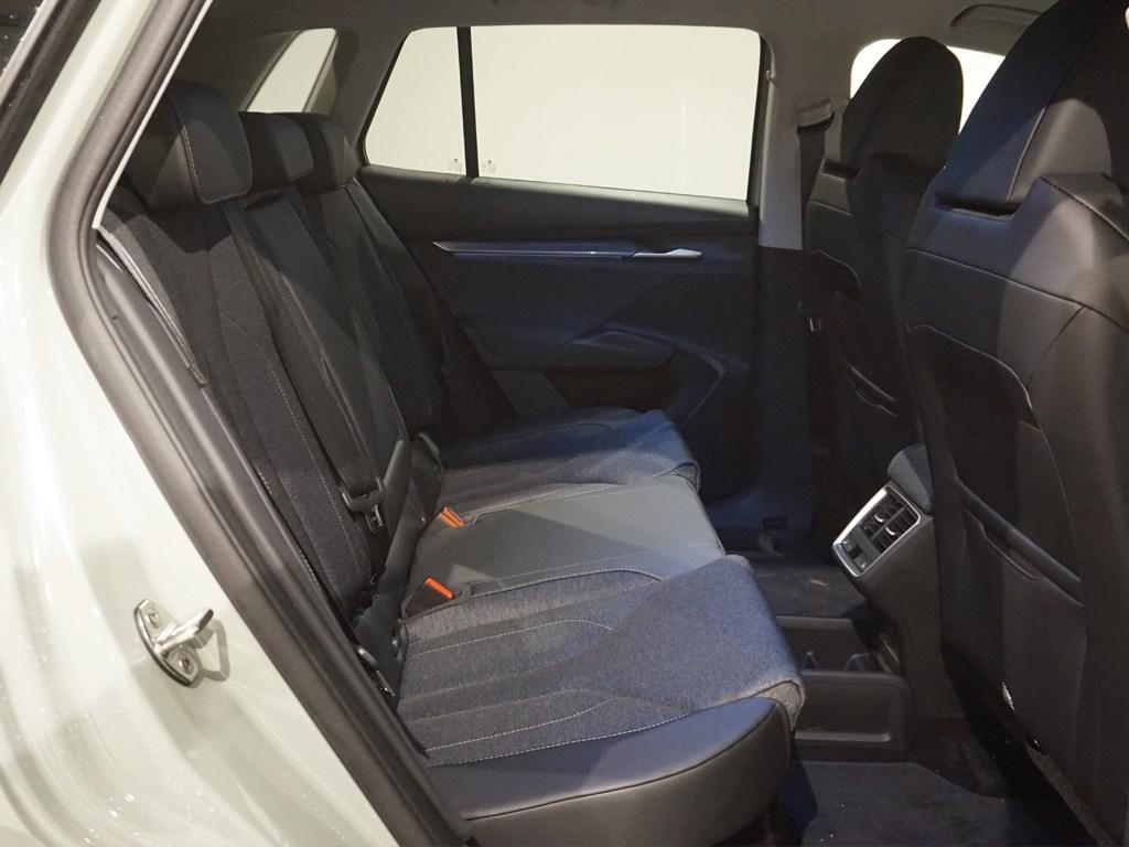 Skoda Elroq 85 82 kWh 210 kW (286 CV) - 5