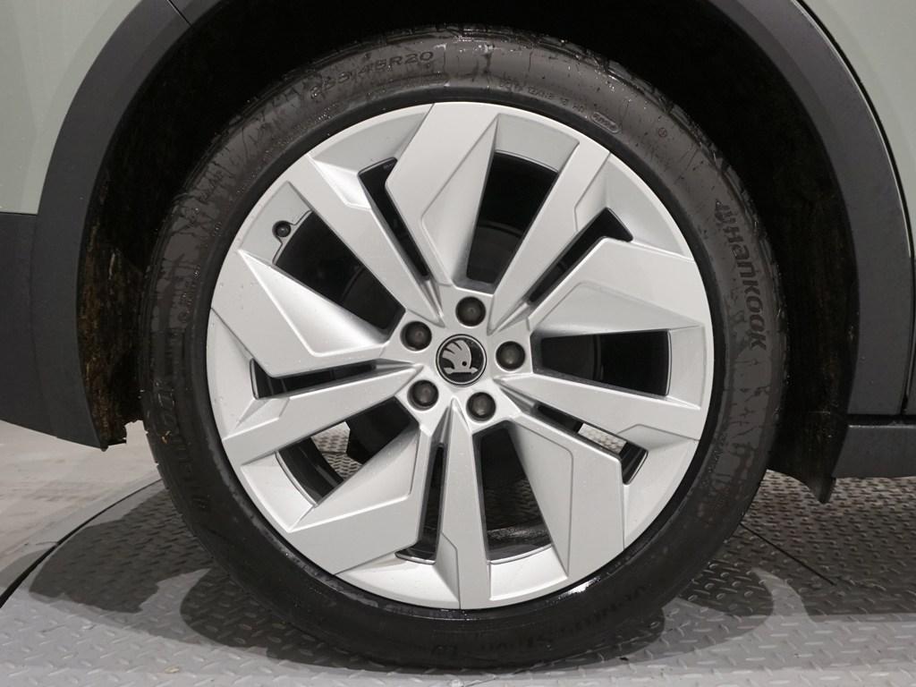 Skoda Elroq 85 82 kWh 210 kW (286 CV) - 7