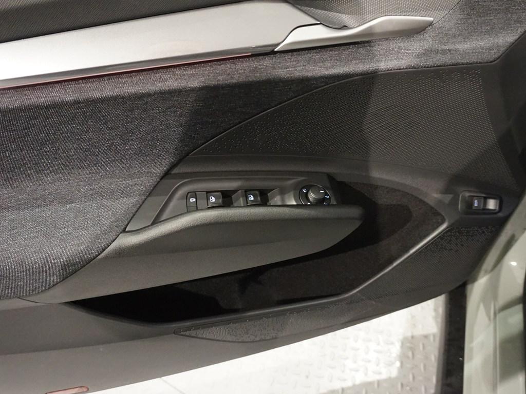 Skoda Elroq 85 82 kWh 210 kW (286 CV) - 12