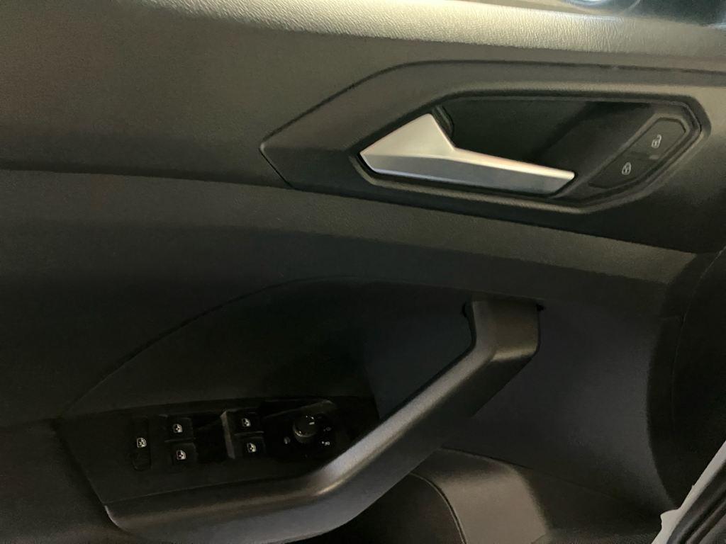 Volkswagen T-Cross 1.0 TSI 70 kW (95 CV) - 9