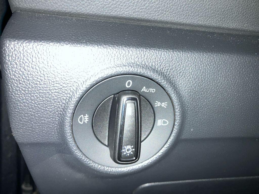 Volkswagen T-Roc Life 1.0 TSI 85 kW (115 CV) - 13