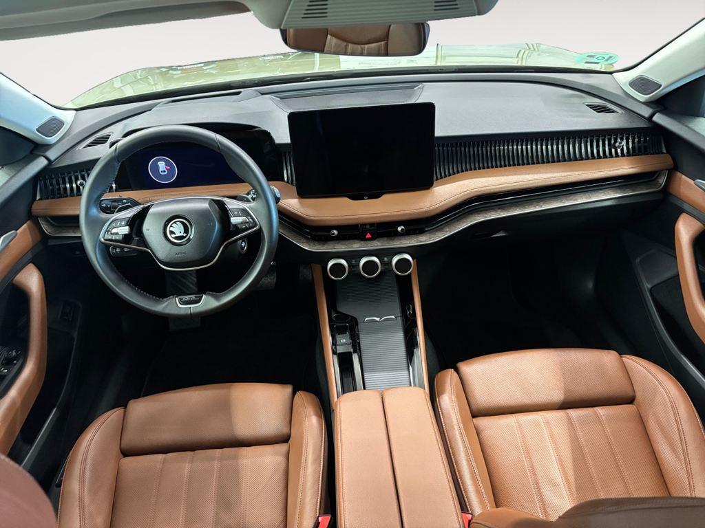 Skoda Superb Combi 2.0 TDI L&K DSG 110 kW (150 CV) - 3