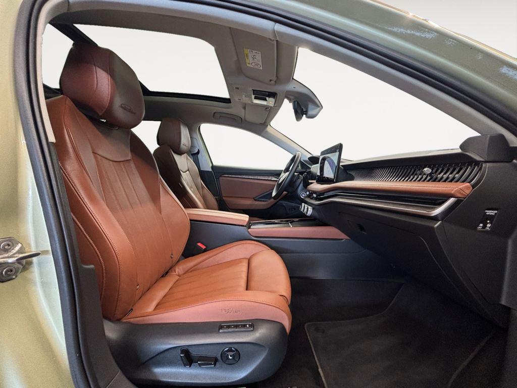 Skoda Superb Combi 2.0 TDI L&K DSG 110 kW (150 CV) - 4