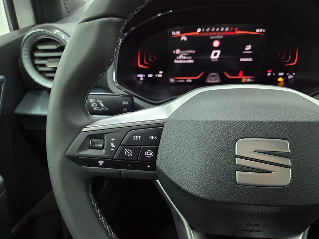 SEAT Arona 1.0 TSI Xperience Special Edition 85 kW (115 CV) - 10