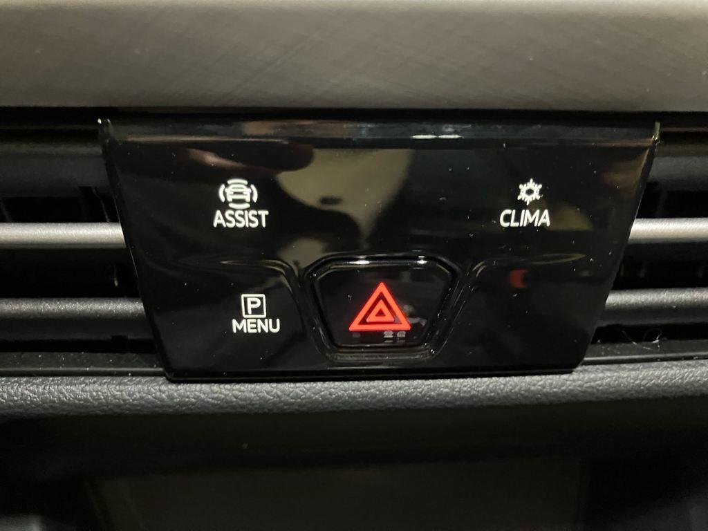 Volkswagen Golf Life 2.0 TDI 85 kW (115 CV) DSG - 15