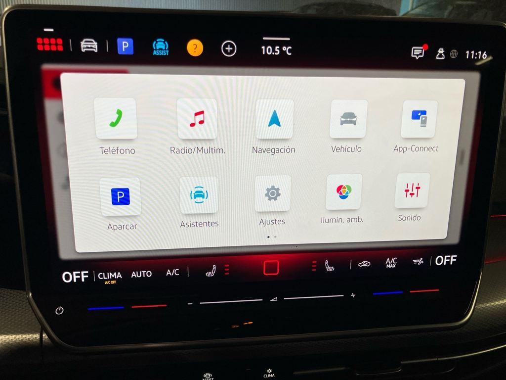 Volkswagen Golf Life 1.5 eTSI 85 kW (116 CV) DSG - 11