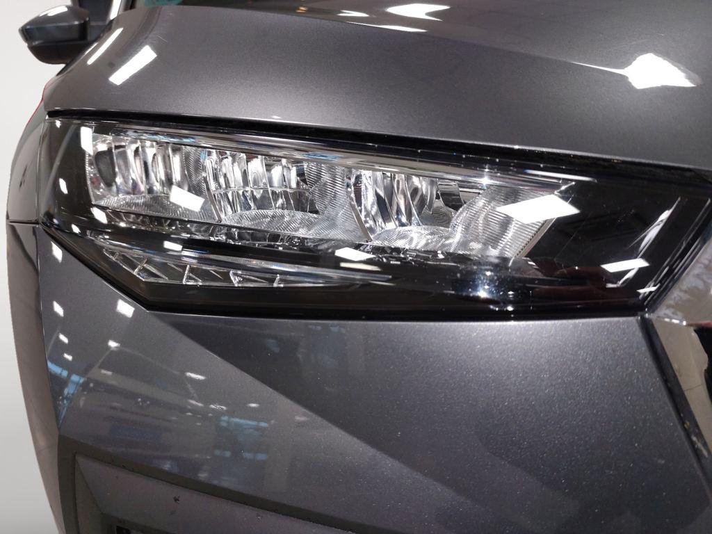 Skoda Kamiq 1.0 TSI Selection DSG 85 kW (115 CV) - 8