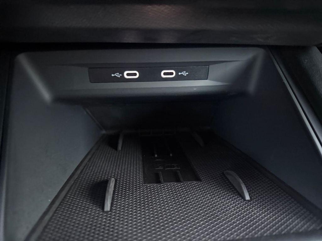 CUPRA Leon Sportstourer 1.5 eTSI DSG 110 kW (150 CV) - 11