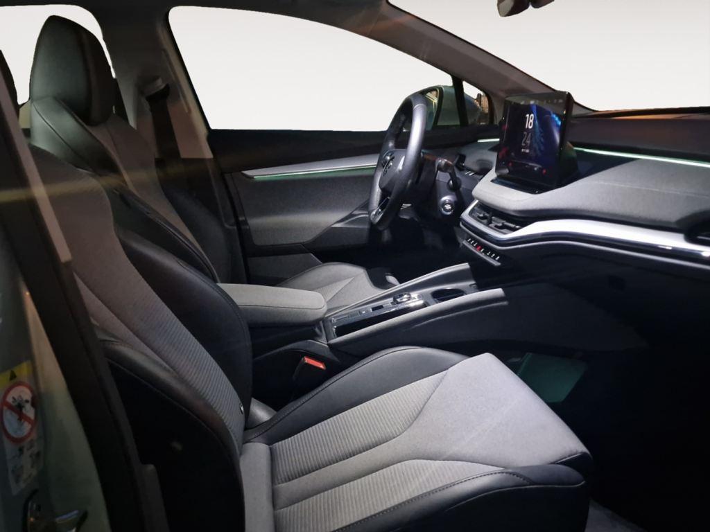 Skoda Enyaq IV 60 132 kW (180 CV) 60kWh - 4