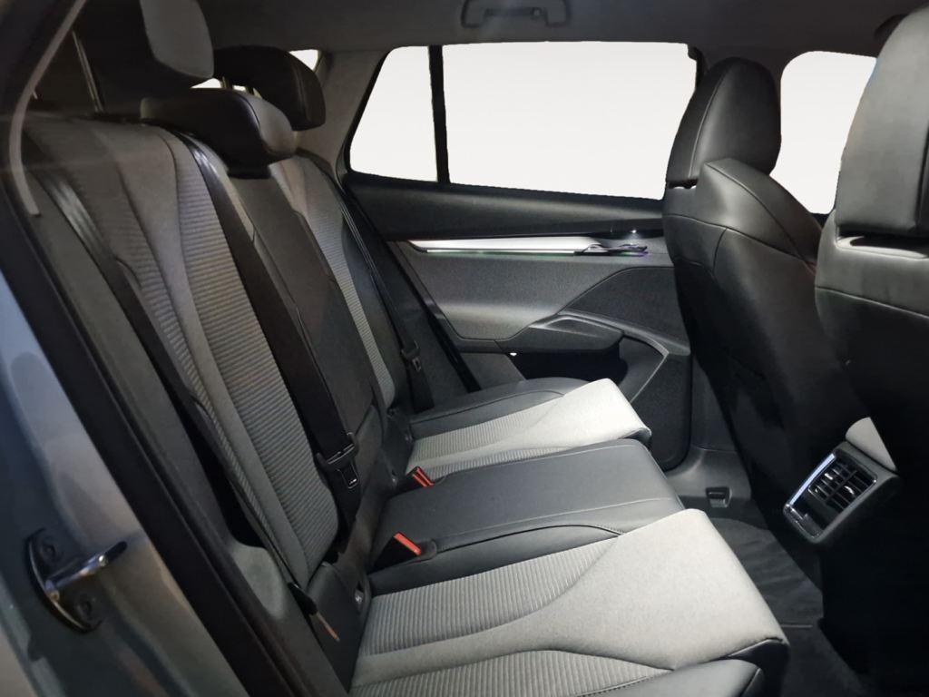 Skoda Enyaq IV 60 132 kW (180 CV) 60kWh - 5