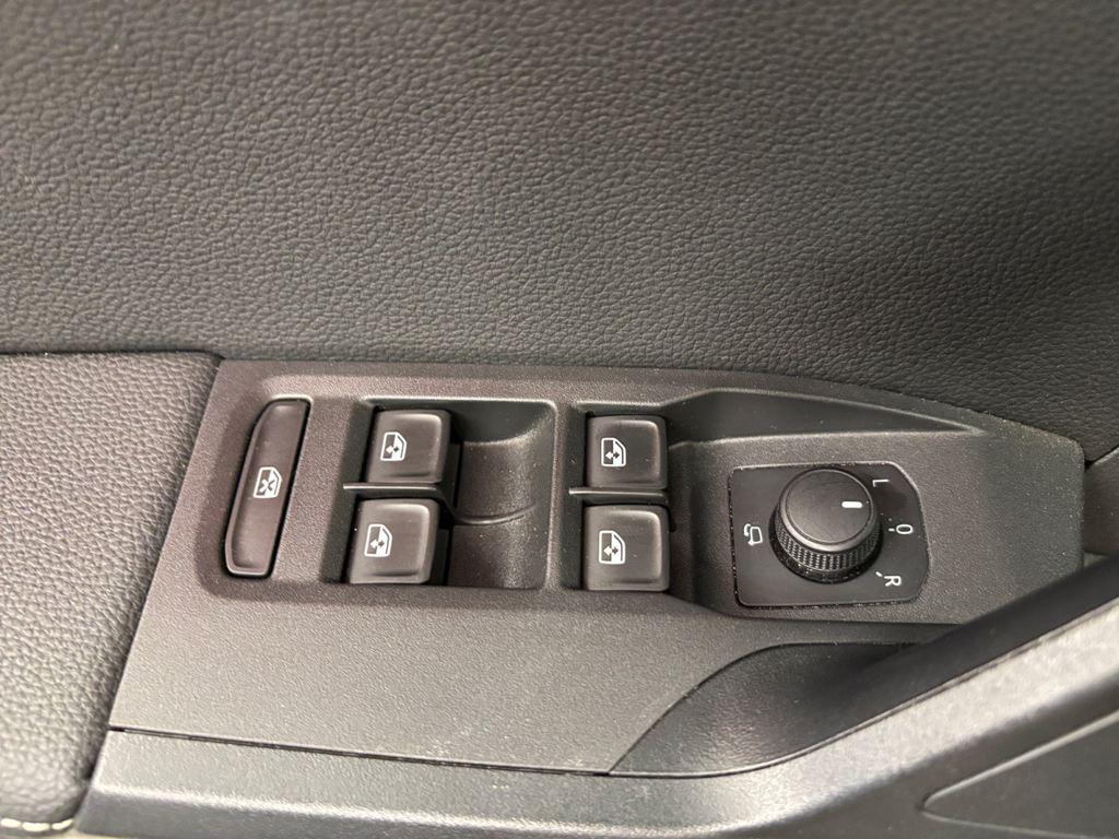 SEAT Arona 1.0 TSI S&S Xperience XM 85 kW (115 CV) - 11