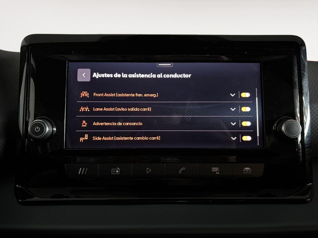 SEAT Arona 1.0 TSI S&S Xperience XM 85 kW (115 CV) - 13