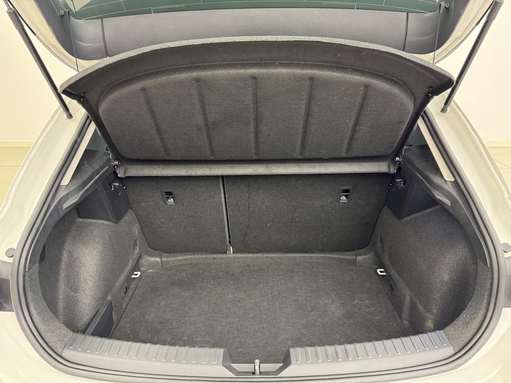 SEAT León 1.0 TSI S&S Style XS 81 kW (110 CV) - 6