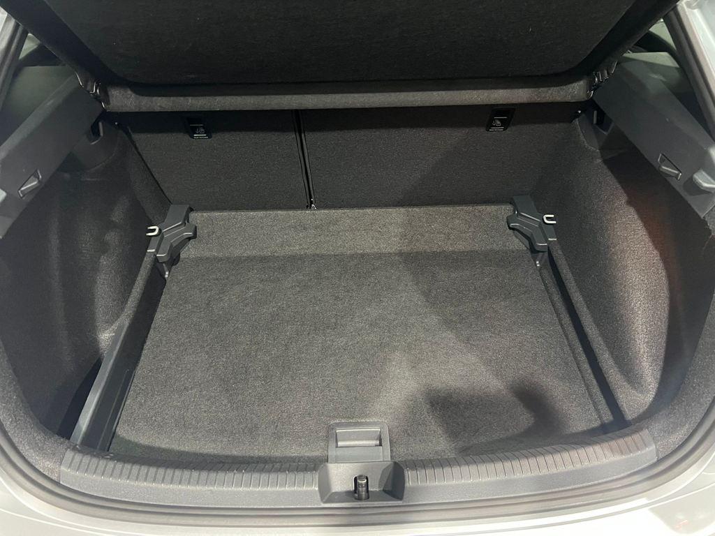 Volkswagen Taigo R-Line 1.5 TSI 110 kW (150 CV) DSG - 6