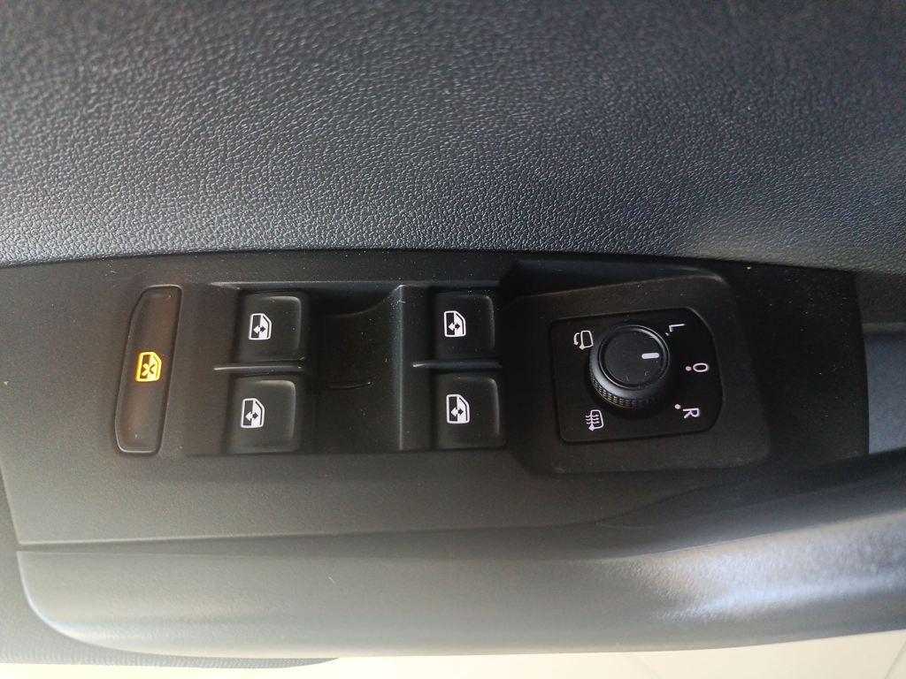 Volkswagen Taigo Life 1.0 TSI 81 kW (110 CV) DSG - 8