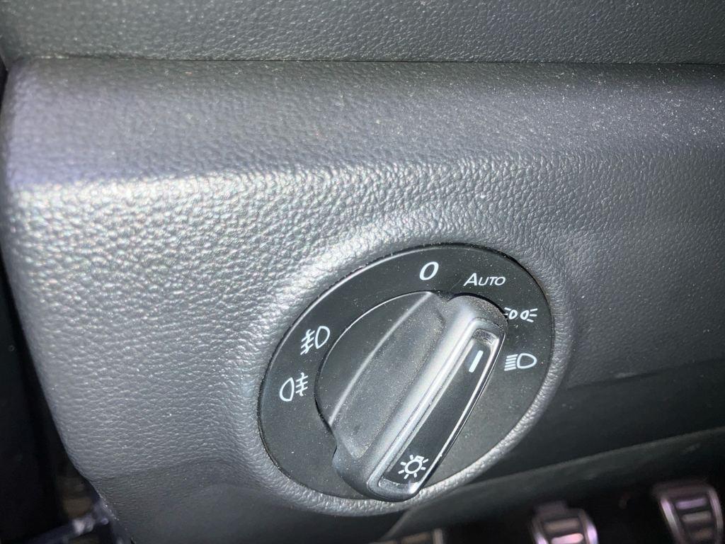 Volkswagen T-Roc Sport 1.5 TSI 110 kW (150 CV) - 10