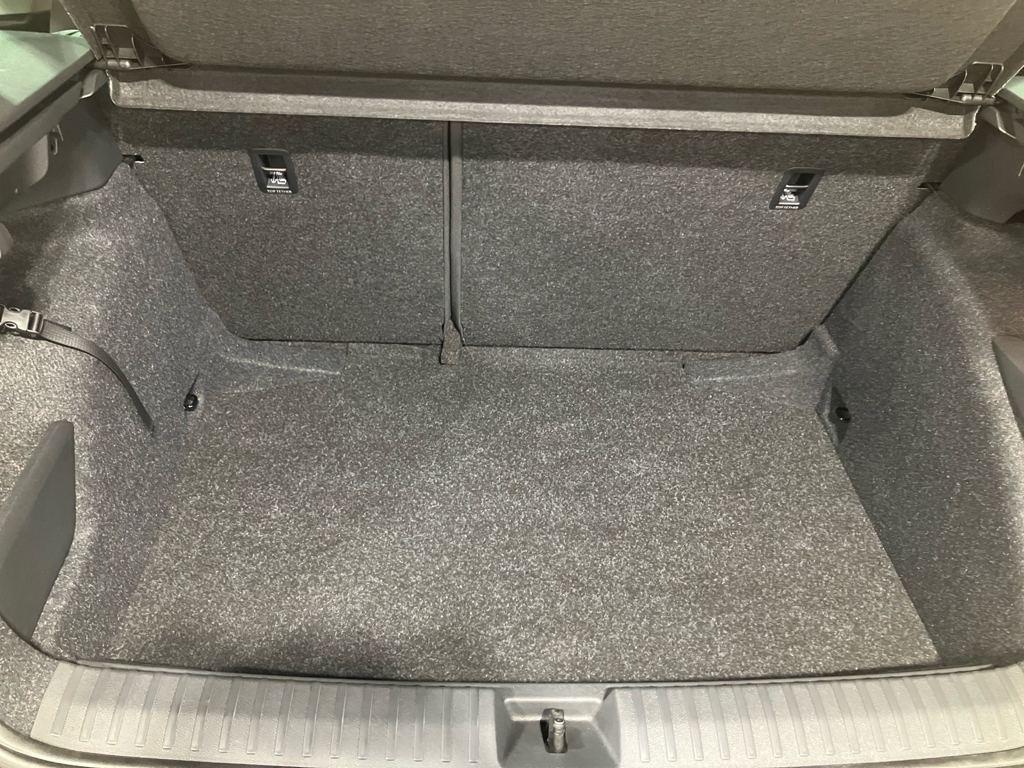 Skoda Kamiq 1.0 TSI Selection DSG 85 kW (115 CV) - 9