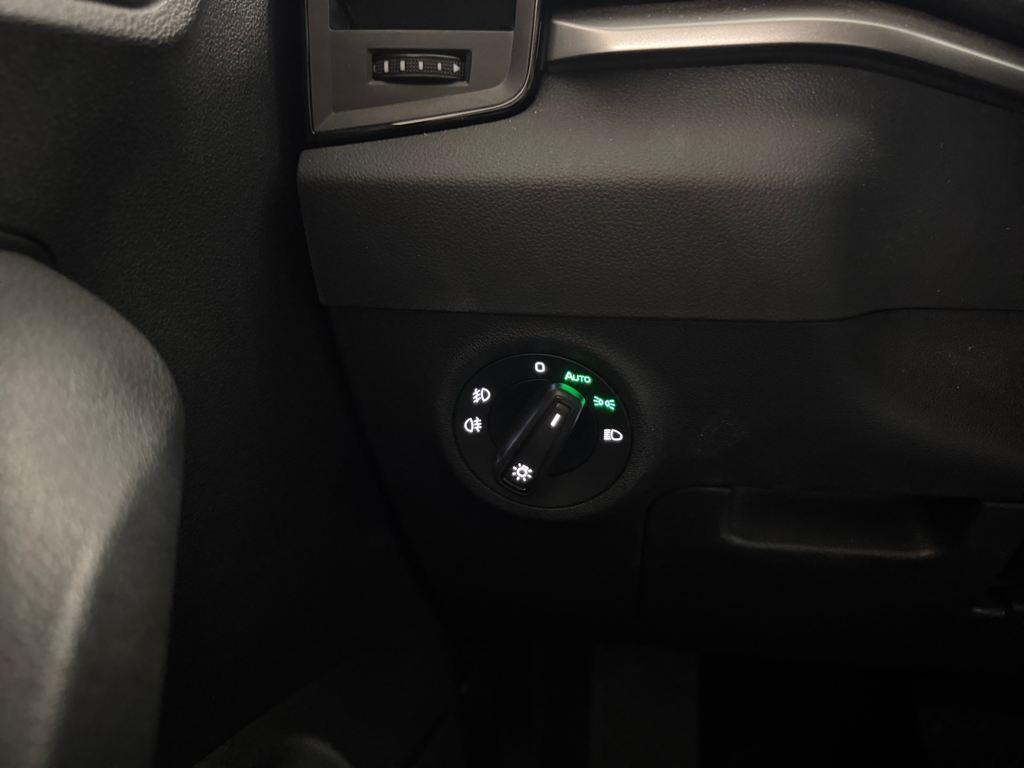 Skoda Karoq 1.5 TSI ACT Selection DSG 110 kW (150 CV) - 11