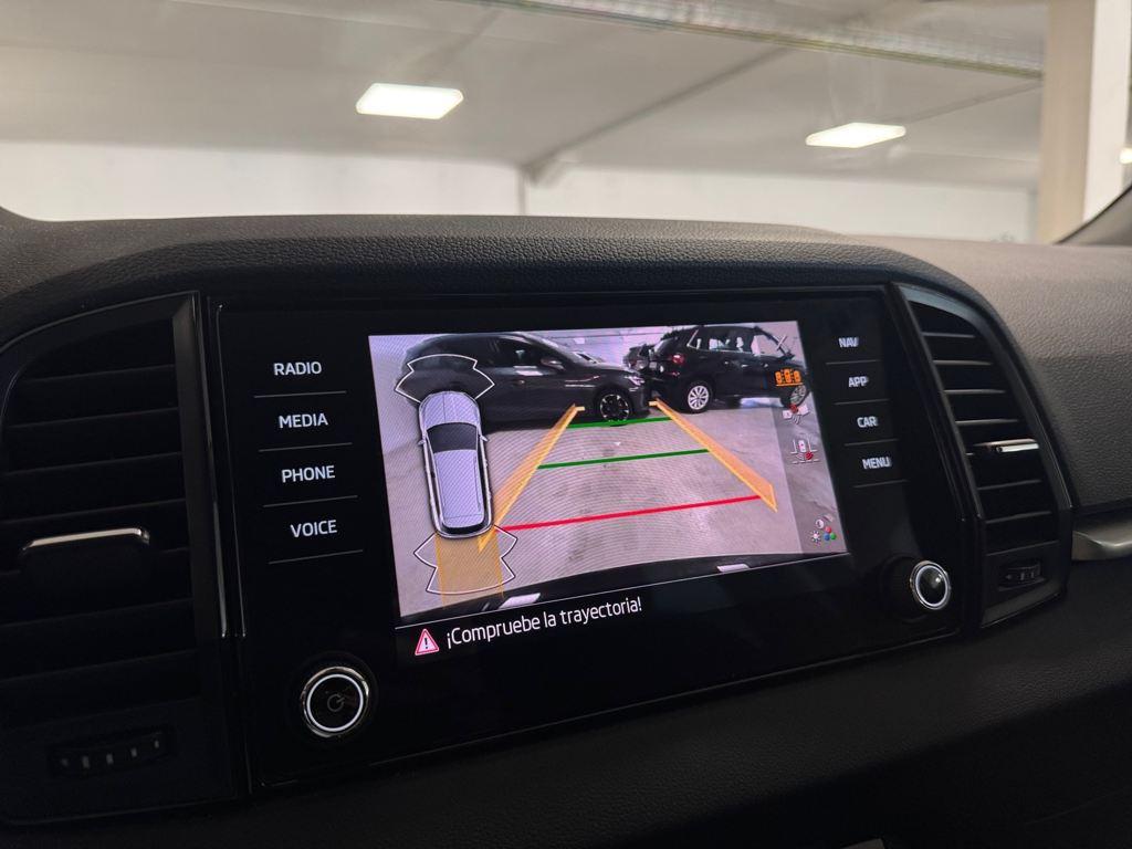 Skoda Karoq 1.5 TSI ACT Selection DSG 110 kW (150 CV) - 17