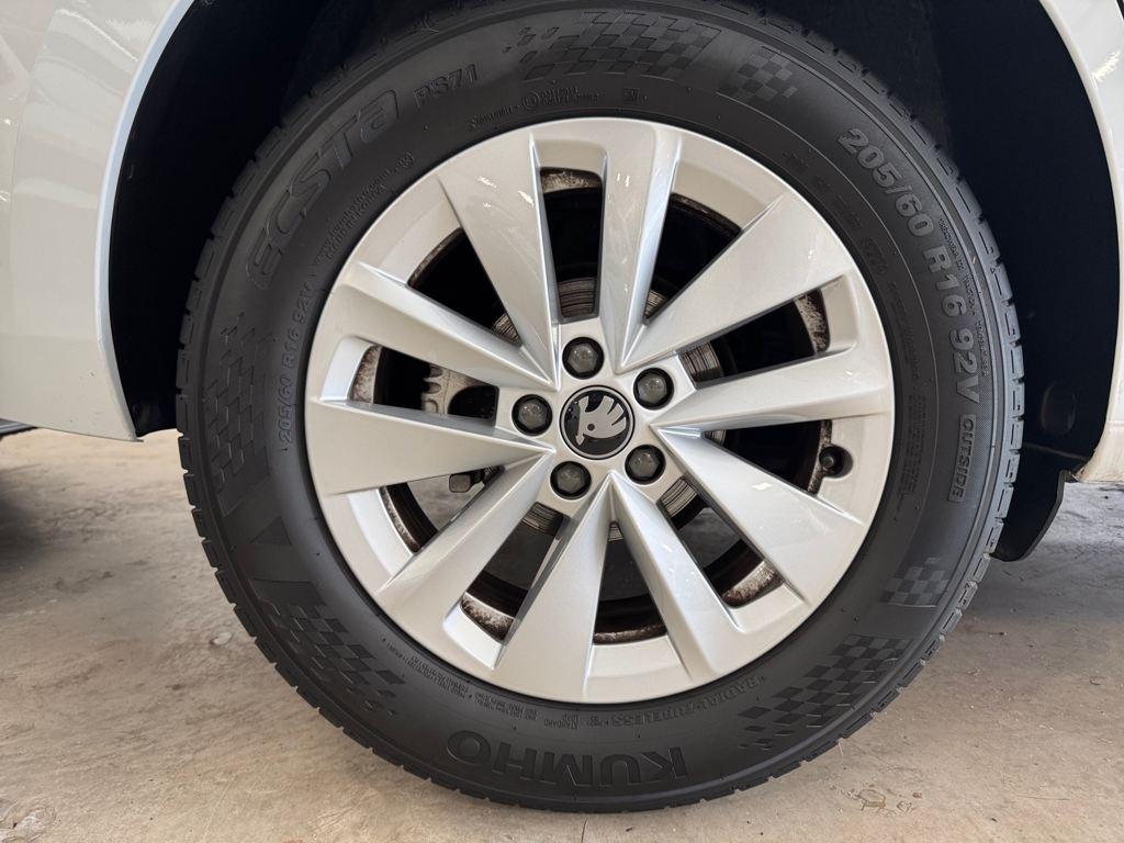 Skoda Kamiq 1.0 TSI Selection 85 kW (115 CV) - 7