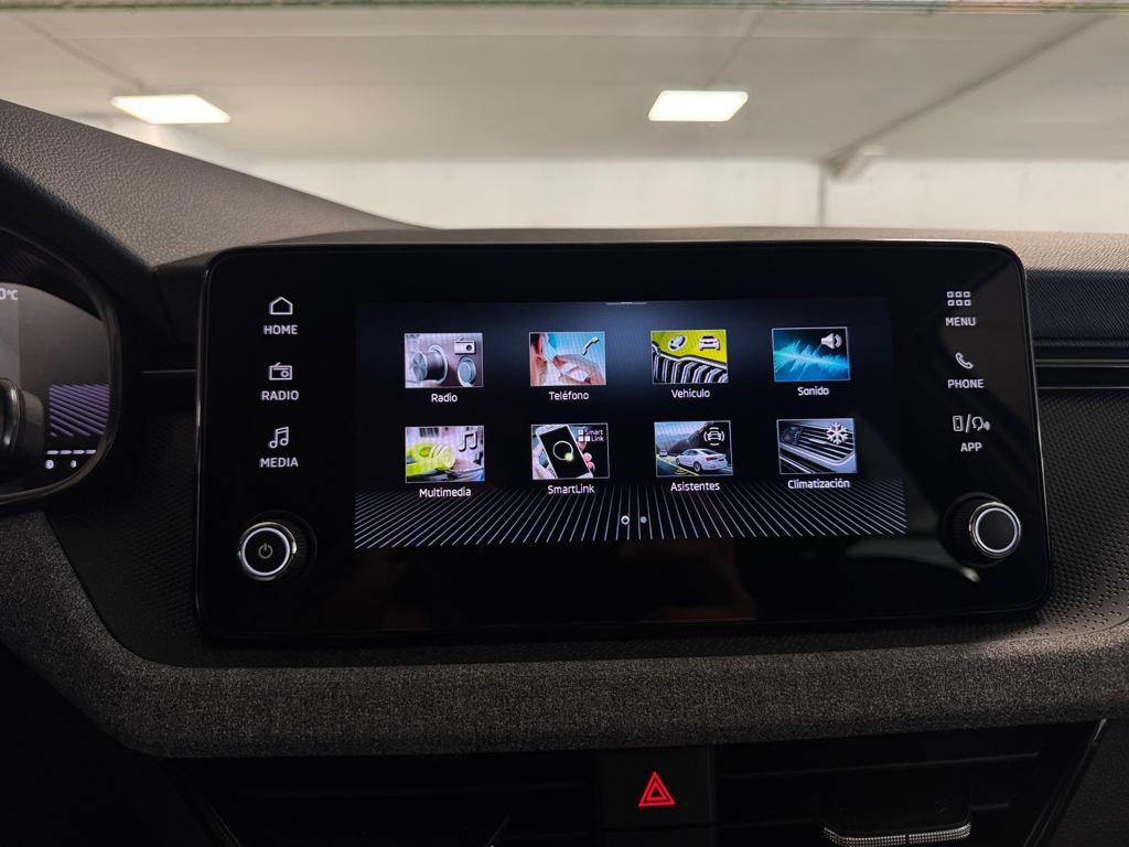 Skoda Kamiq 1.0 TSI Selection 85 kW (115 CV) - 13