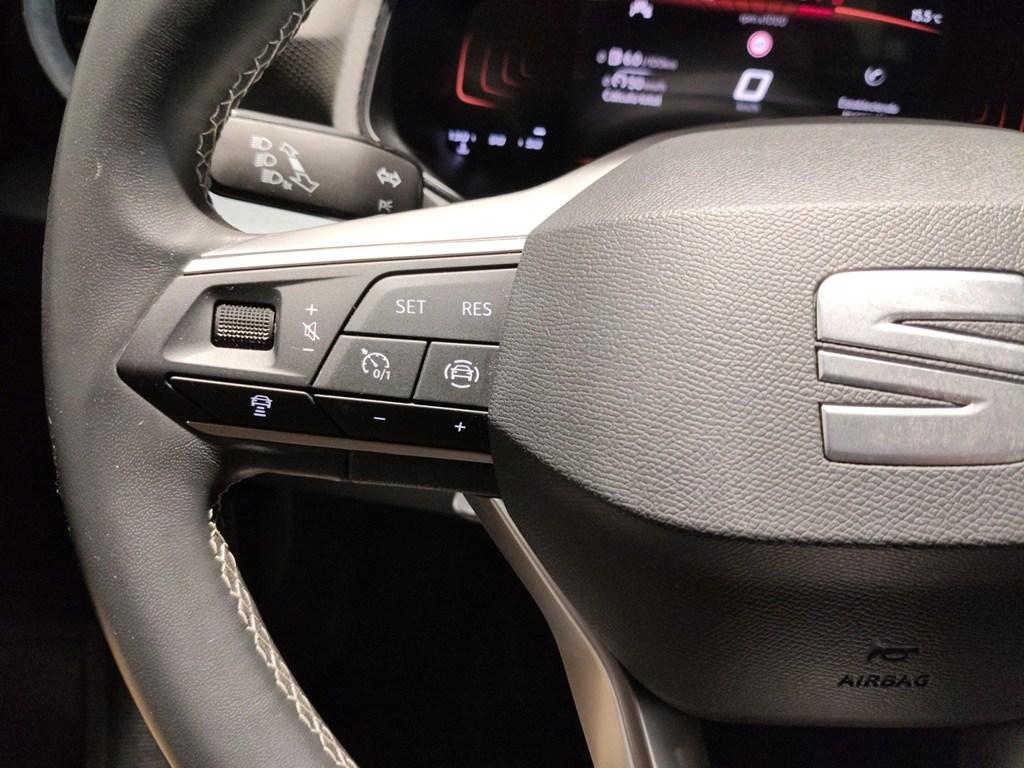 SEAT Arona 1.0 TSI S&S Xperience XM 85 kW (115 CV) - 10