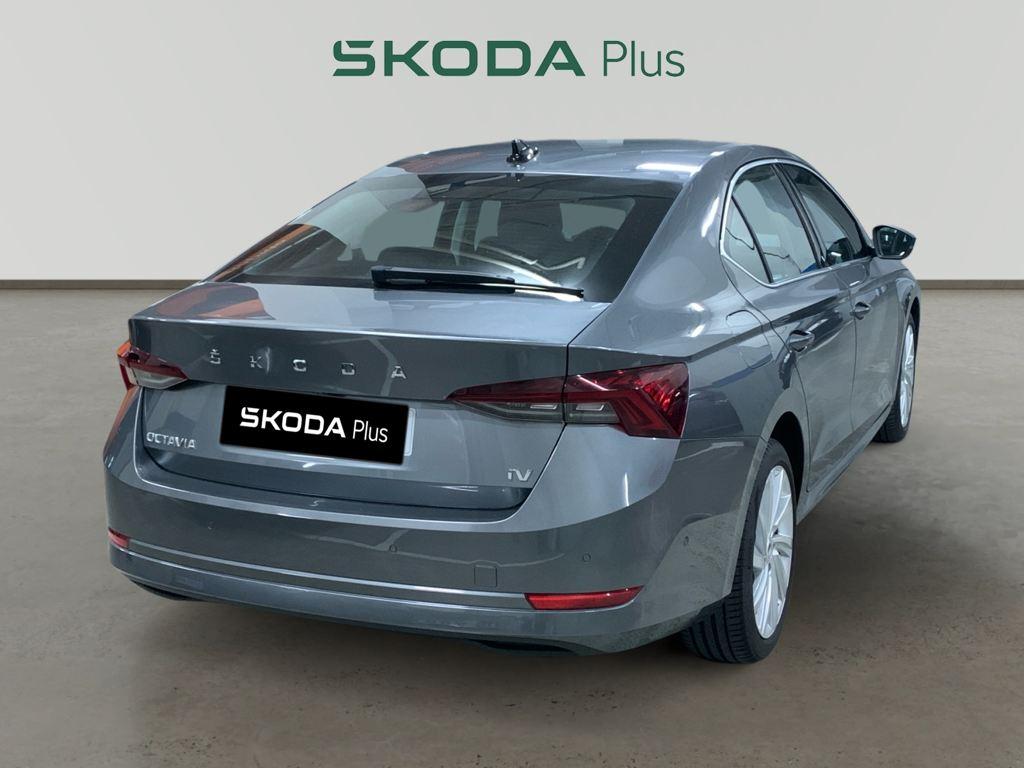 Skoda Octavia 1.4 TSI iV P-HEV Selection DSG 150 kW (204 CV) - 11
