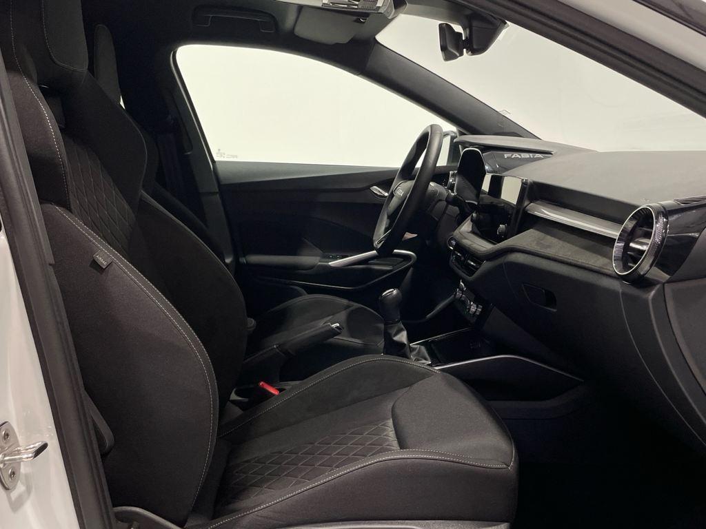 Skoda Fabia 1.0 TSI Design 85 KW (115 CV) - 4