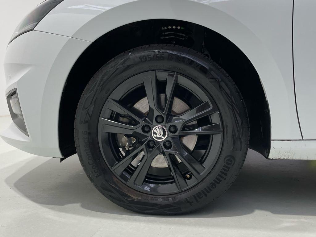 Skoda Fabia 1.0 TSI Design 85 KW (115 CV) - 7