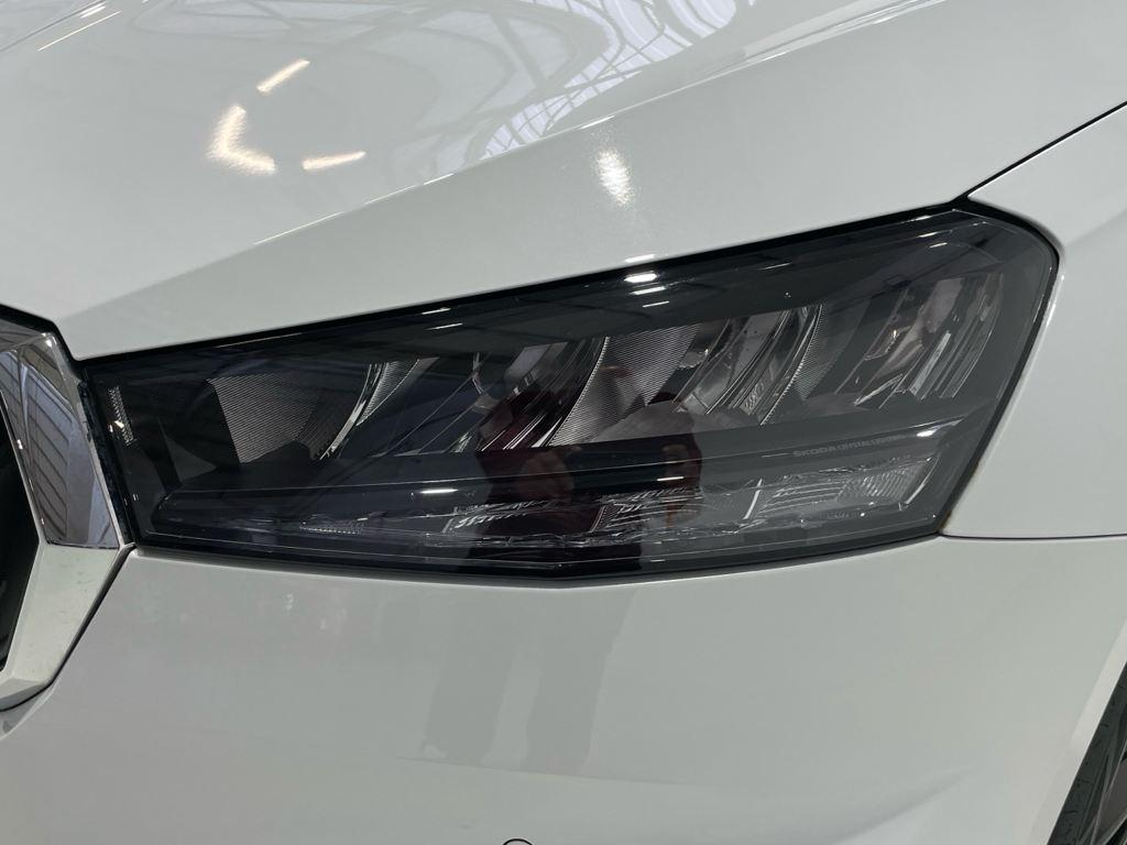 Skoda Fabia 1.0 TSI Design 85 KW (115 CV) - 11