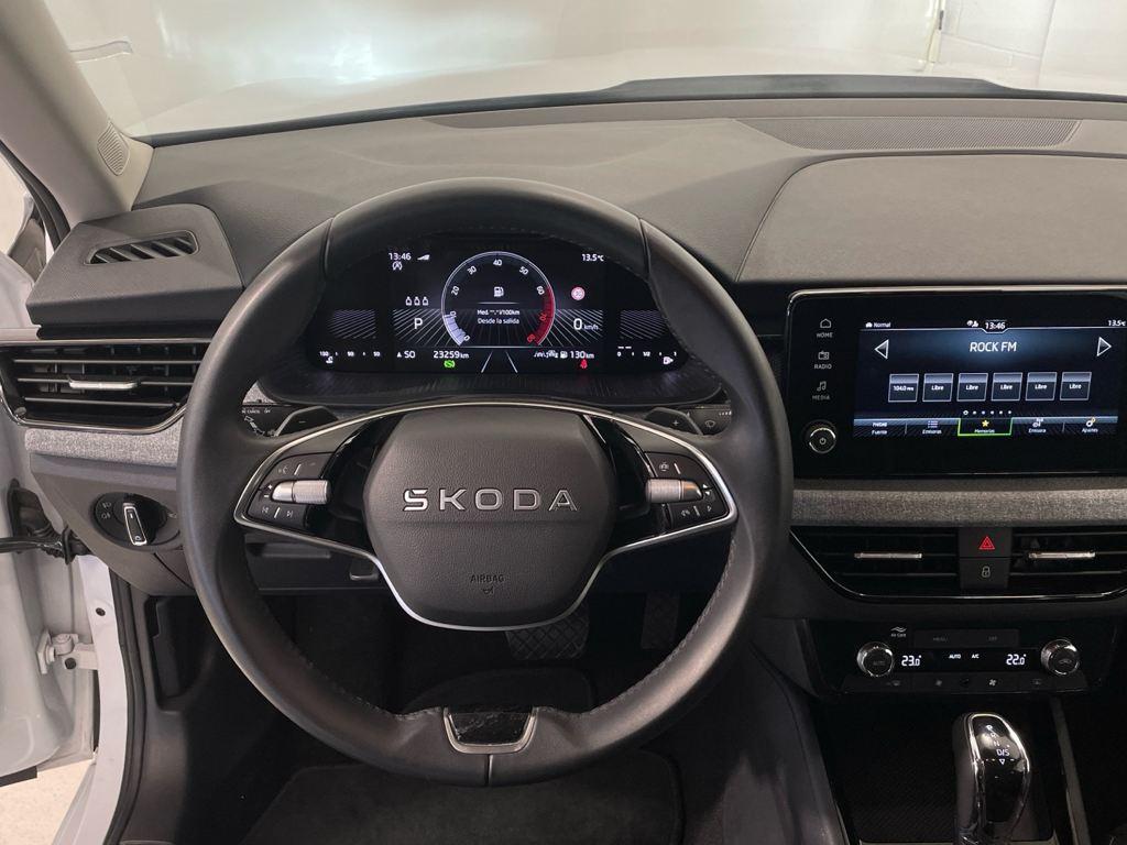 Skoda Kamiq 1.0 TSI Selection DSG 85 kW (115 CV) - 14