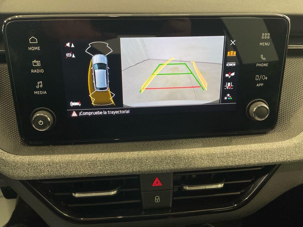 Skoda Kamiq 1.0 TSI Selection DSG 85 kW (115 CV) - 18