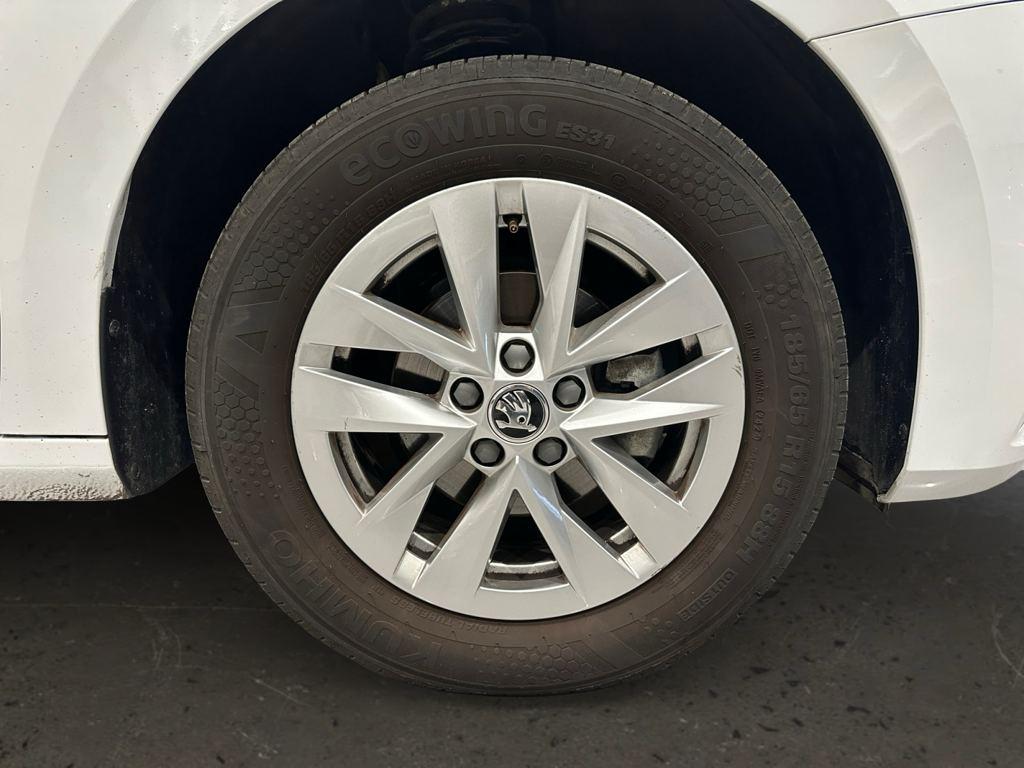 Skoda Fabia 1.0 TSI Selection 70 kW (95 CV) - 7