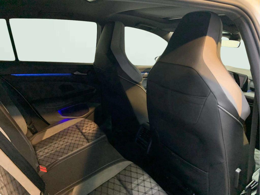 Volkswagen Golf R-Line 1.5 eTSI 110 kW (150 CV) DSG - 16