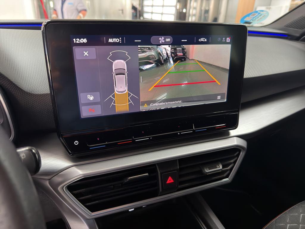 SEAT León 1.5 eTSI S&S FR Go L DSG 110 kW (150 CV) - 10