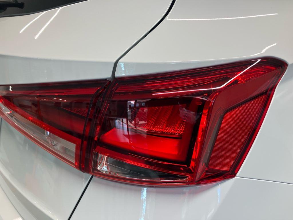 SEAT Arona 1.0 TSI Xperience Special Edition 85 kW (115 CV) - 16