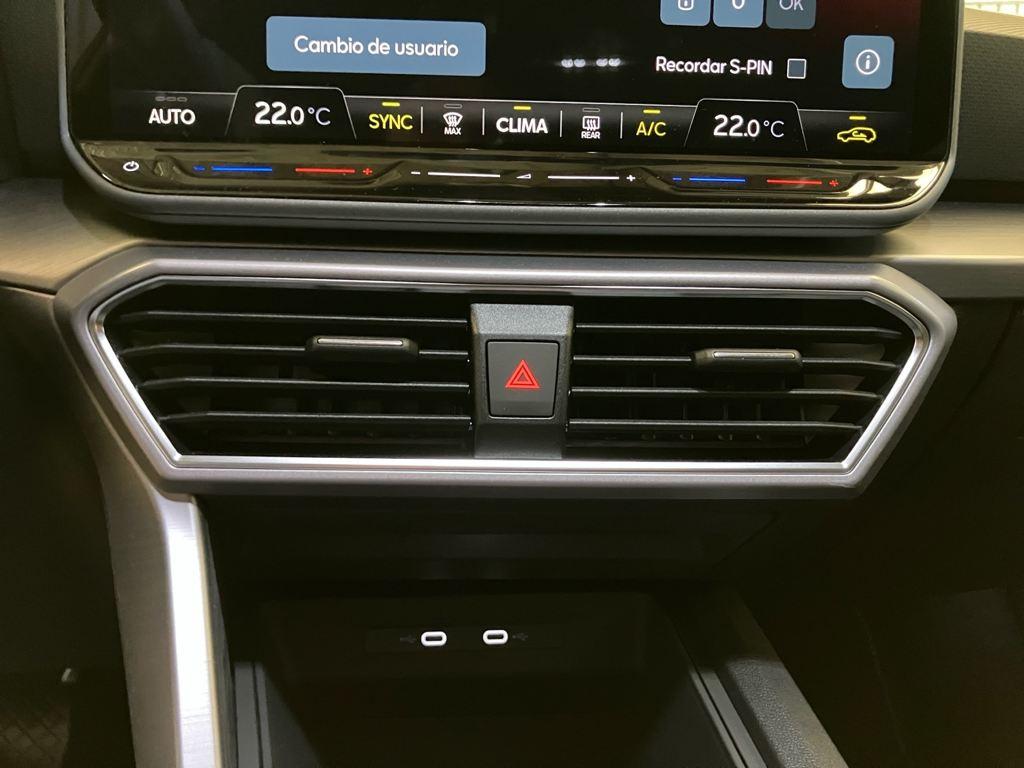 SEAT León 1.5 eTSI S&S FR Special Edition DSG 110 kW (150 CV) - 10