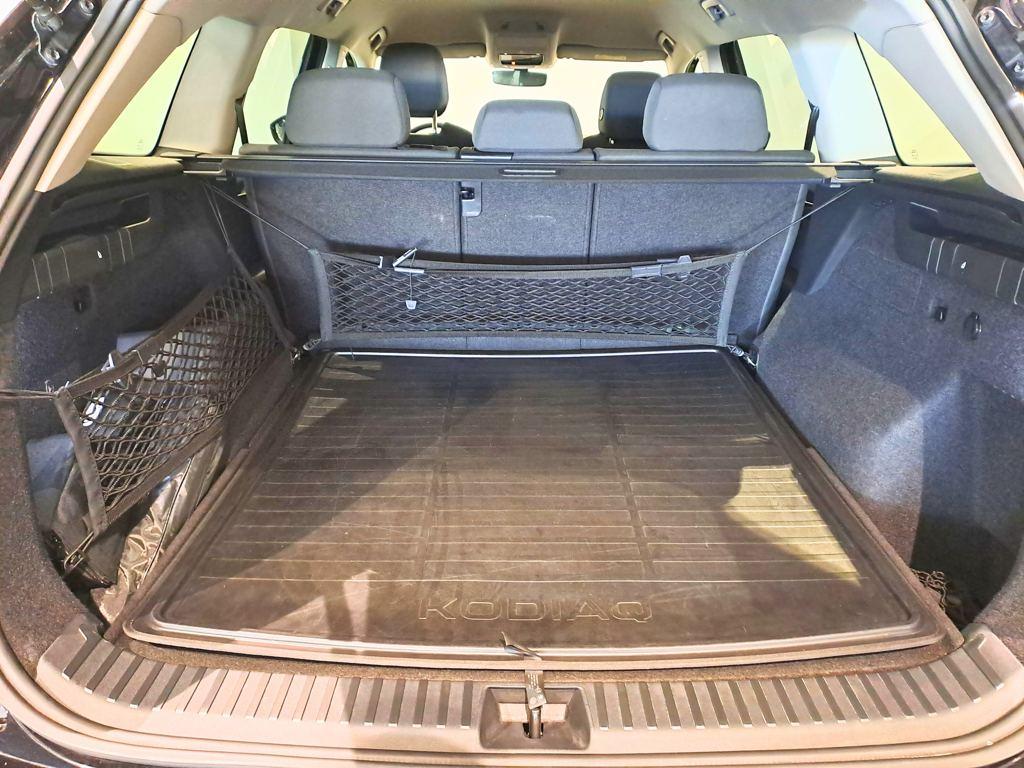 Skoda Kodiaq 1.5 TSI m-HEV Selection DSG 110 kW (150 CV) - 6