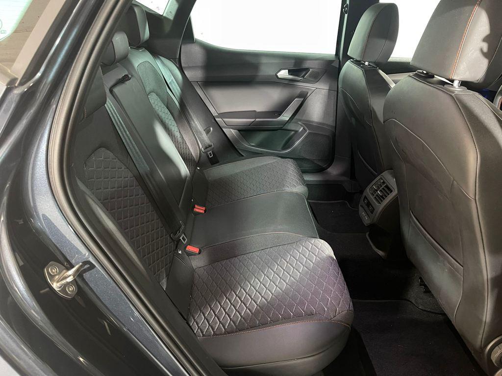 SEAT León 1.5 TSI S&S FR 25 Aniversario 85 kW (116 CV) - 5