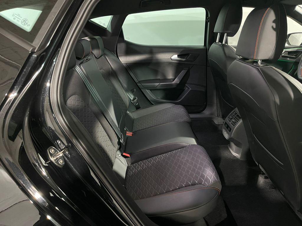 SEAT León 1.5 TSI S&S FR 25 Aniversario 85 kW (116 CV) - 5